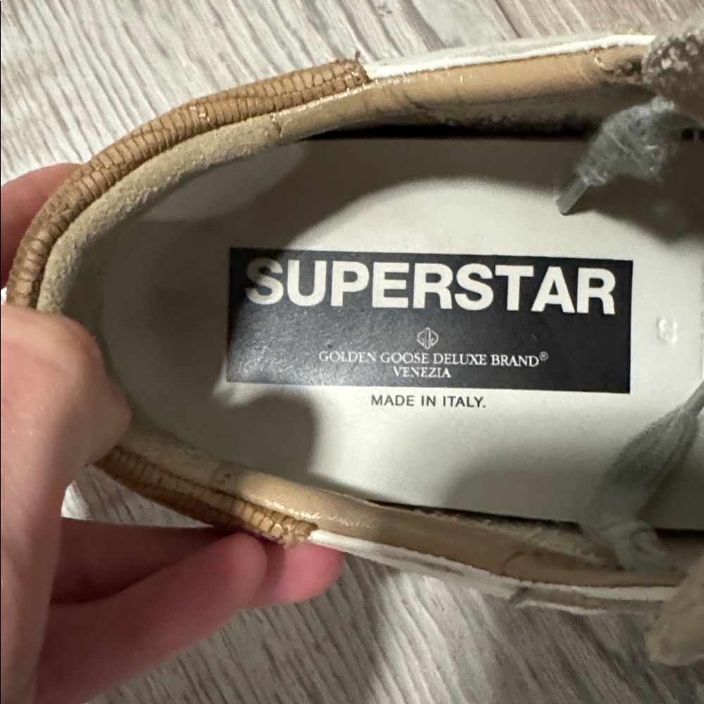 GOLDEN GOOSE White and tan with gray laces 39 - Picture 6 of 6